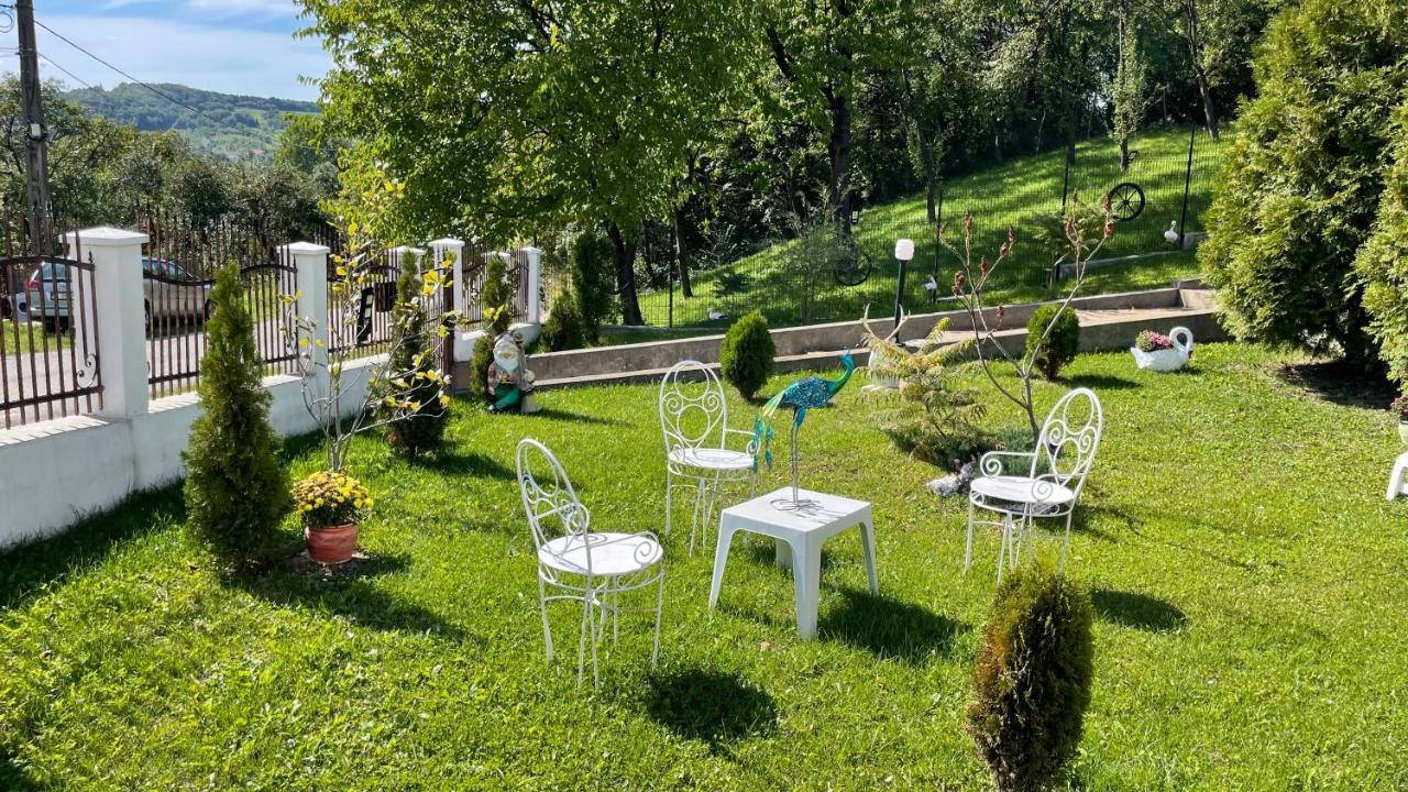 Casa Paunescu Milostea Dış mekan fotoğraf