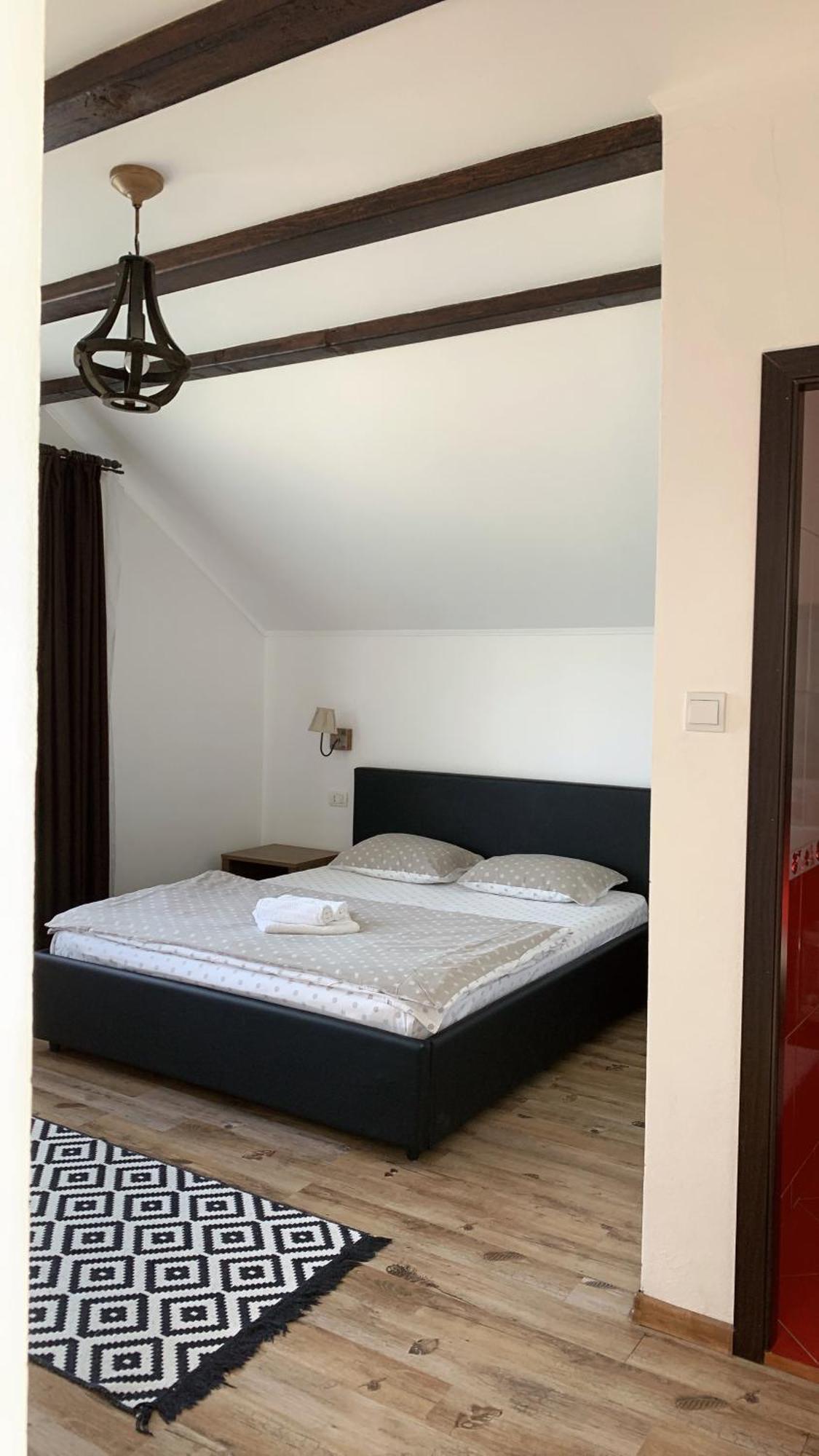 Casa Paunescu Milostea Dış mekan fotoğraf